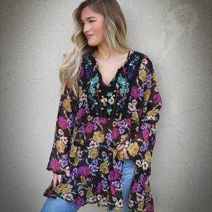 Aratta ‘Enchanted’ Tunic